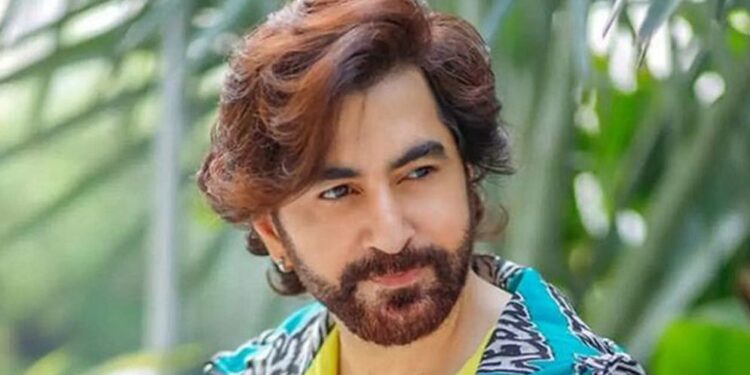 ডাকাতের খপ্পরে, মুখ দেখিয়ে প্রাণে বাঁচলেন জিৎ