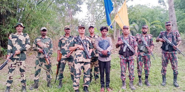 পতাকা বৈঠকের পর বাংলাদেশি কিশোরকে ফেরত দিলো বিএসএফ