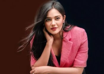 দীর্ঘদিনের সম্পর্ক ভেঙে যাওয়ায় যা করলেন মাহি