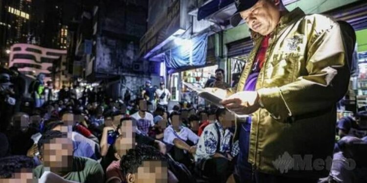 দেড় শতাধিক বাংলাদেশিসহ মালয়েশিয়ায় ৫০৬ অভিবাসী আটক