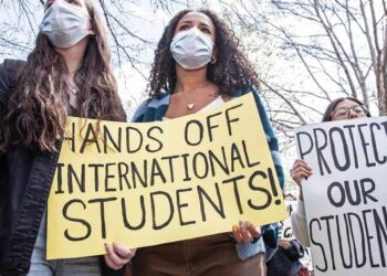 যুক্তরাষ্ট্রে বিদেশি শিক্ষার্থীদের জরুরি নির্দেশনা