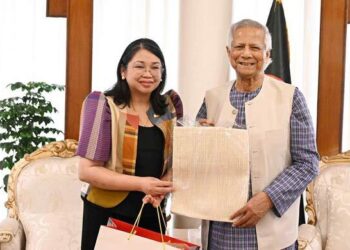 অন্তর্বর্তী সরকারের প্রতি ফিলিপাইন সরকারের পূর্ণ সমর্থন