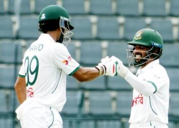 লজ্জাজনক ১৯১ রানেই অলআউট বাংলাদেশ