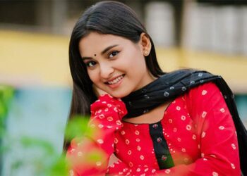 ট্রেন্ডিংয়ে শীর্ষে তটিনীর তিন নাটক