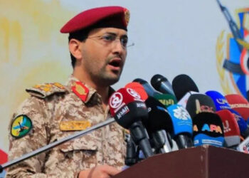 মার্কিন রণতরী লক্ষ্য করে ফের হুথিদের হামলা