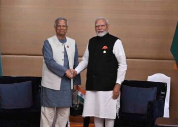 ড. ইউনূস-মোদি বৈঠক: শেখ হাসিনার প্রত্যর্পণ, সীমান্ত হত্যা ও তিস্তা নিয়ে আলোচনা