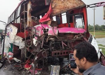 বাহুবলে দুই বাসের সংঘর্ষে দুই চালক নিহত