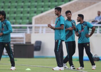 কাল আমিরাতের বিপক্ষে মাঠে নামছে বাংলাদেশ