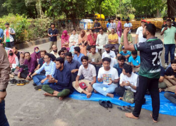 আজও কাকরাইলে চলছে জবি শিক্ষার্থীদের আন্দোলন