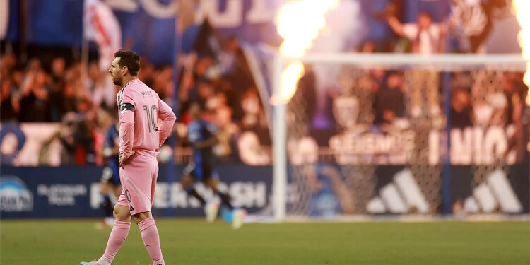 নিভে যাচ্ছে মেসি, পারলো না মিয়ামি