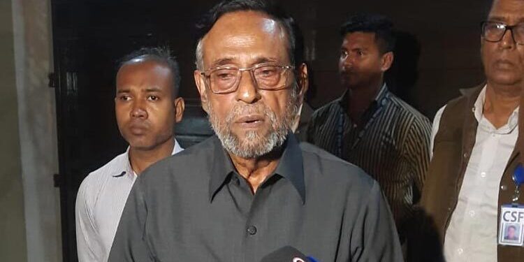 সরকার যেভাবে চলছে, একটা দোকানও এভাবে চলে না: অলি আহমদ