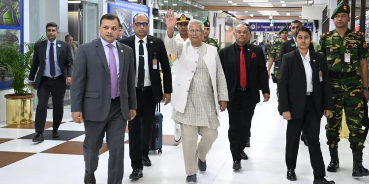 জাপানের উদ্দেশে ঢাকা ছেড়েছেন প্রধান উপদেষ্টা