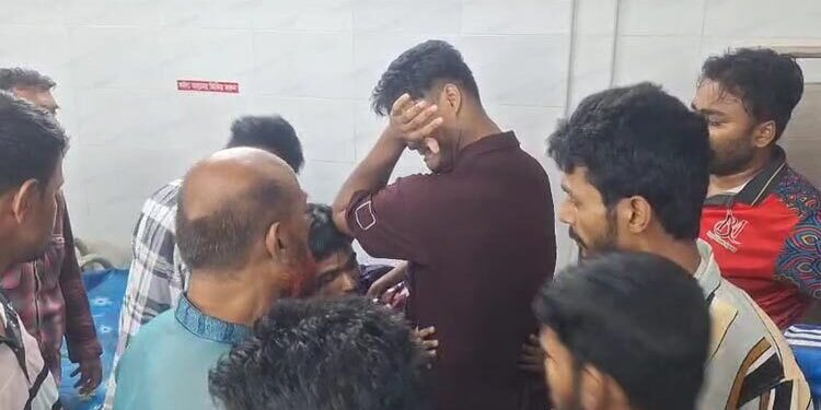 রিকশায় বেপরোয়া মোটরসাইকেলের ধাক্কা, নিহত ২