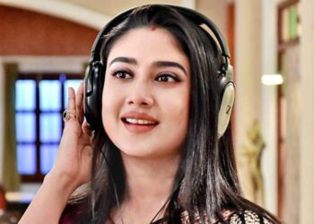 ছেলের ধর্ম কি হবে জানালেন অভিনেত্রী দেবলীনা