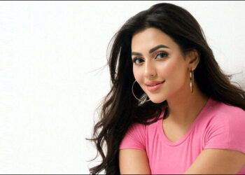 কারাগার থেকে বের হয়ে যে বার্তা দিলেন ফারিয়া