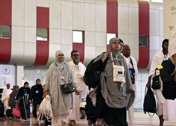 বাংলাদেশি হজযাত্রীর মৃত্যু, সৌদি পৌঁছেছেন ৬২৮৮৩ জন