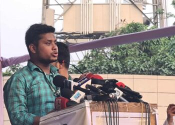 আ.লীগের মৃত্যু বাংলাদেশে, জানাজা হয়েছে দিল্লিতে: হাসনাত