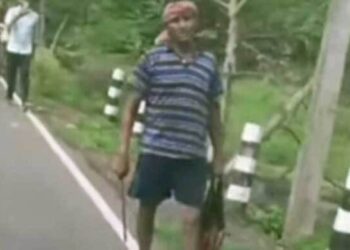 ভাবিকে হত্যার পর কাটা মাথা নিয়ে থানায় হাজির