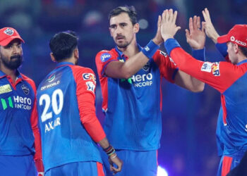 আইপিএলে ফিরছেন না স্টার্ক!
