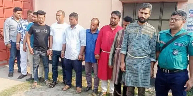 দশ লাখ টাকা চাঁদা দাবি: ছাত্রদল-যুবদল নেতাসহ আটক ১০