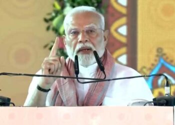 পারমাণবিক ব্ল্যাকমেইল সহ্য করবো না: পাকিস্তানকে মোদীর হুমকি