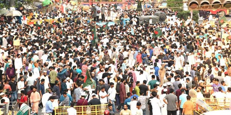 আ.লীগ নিষিদ্ধের প্রজ্ঞাপন জারি হলেই ‘শাহবাগ ব্লকেড’ প্রত্যাহার