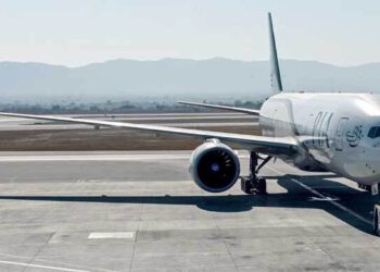 ৪৮ ঘণ্টার জন্য পাকিস্তানের সব বিমানবন্দর বন্ধ