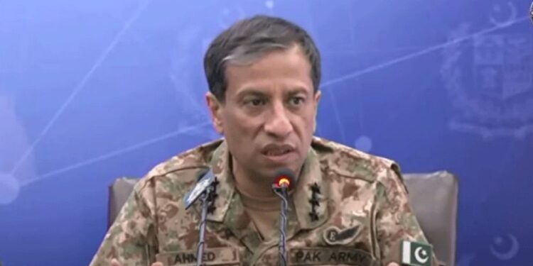 ভারতীয় সেনাবাহিনীর ব্রিগেড সদরদপ্তর গুড়িয়ে দিল পাকিস্তান