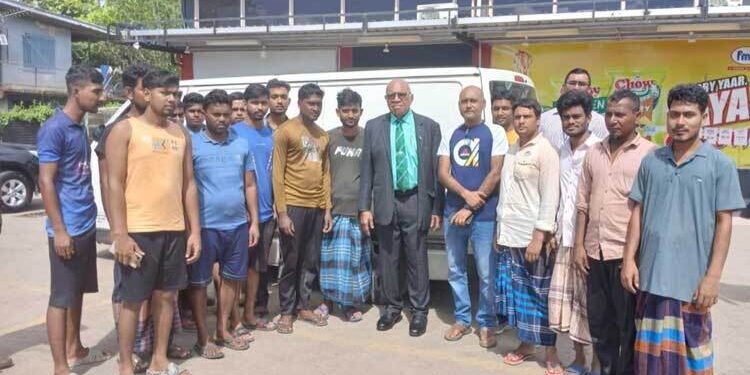 ২৬ বাংলাদেশি কর্মীর অভিযোগ শুনলেন ফিজি প্রধানমন্ত্রী