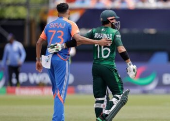 পাকিস্তান-ভারত উত্তেজনার কিছুই জানেন না রিজওয়ান