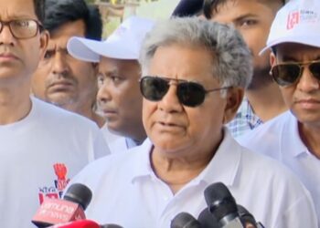 অন্তর্বর্তী সরকার শ্রমিকদের অধিকার নিশ্চিতে কাজ করছে: শ্রম উপদেষ্টা