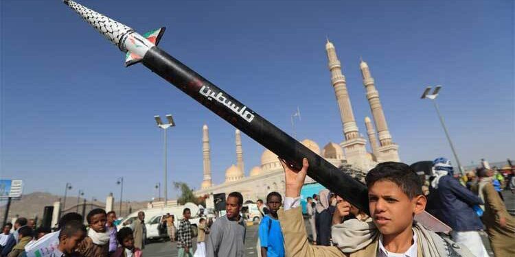 ইয়েমেন থেকে ইসরাইলে ক্ষেপণাস্ত্র হামলা, বন্ধ বিমানবন্দর