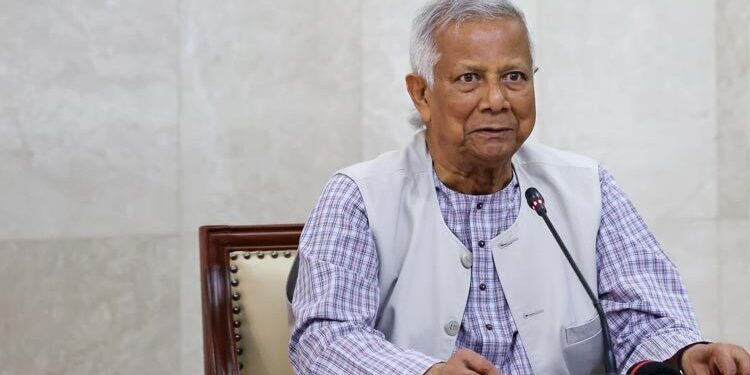 দৃঢ়তার আভাস, পদত্যাগ করছেন প্রধান উপদেষ্টা