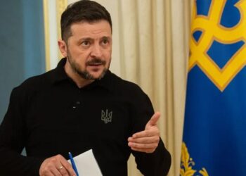 নাটক নয়, শান্তি চান জেলেনস্কি