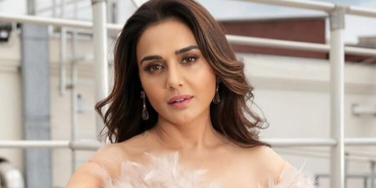 যৌন নিগ্রহের শিকার হয়েছিলেন প্রীতি জিনতা!