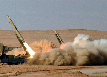 ইসরাইলের প্রধান বিমানবন্দরে ক্ষেপণাস্ত্র হামলা, বিমান চলাচল বন্ধ