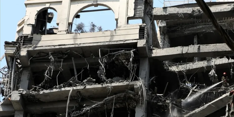 ইরানে ইসরায়েলের হামলায় নিহত ৭৮, আহত তিন শতাধিক