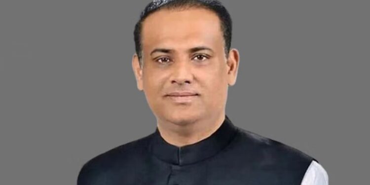 সাবেক মন্ত্রী সাইফুজ্জামানের সম্পত্তি জব্দ করেছে যুক্তরাজ্য