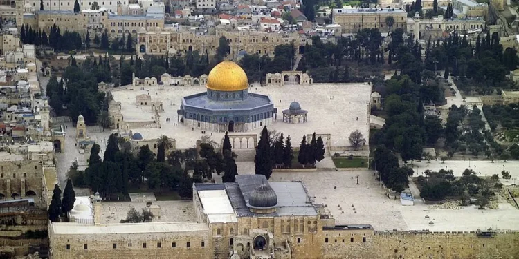 এবার আল আকসায় হামলার পরিকল্পনা ইসরায়েলের?