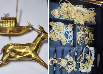 হাসিনার ব্যাংক লকার থেকে ৮৩২ ভরি স্বর্ণ জব্দ