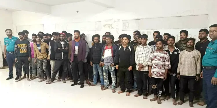 মোহাম্মদপুরে যৌথ অভিযানে গ্রেফতার ৫৩