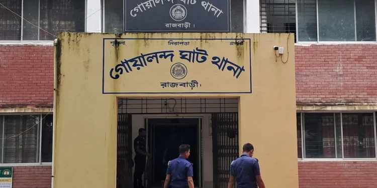 গোয়ালন্দে অপহৃত ব্যবসায়ী উদ্ধারে অভিযান, গ্রেপ্তার ৩