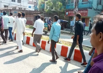 রাজধানী ছাড়ছেন বিএনপি নেতাকর্মীরা