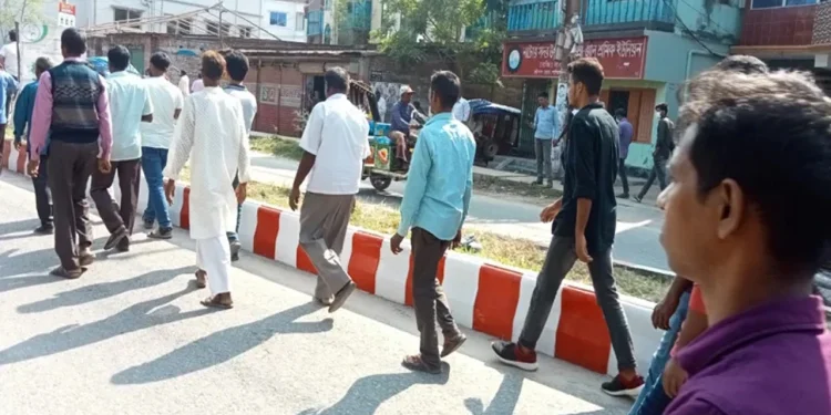 রাজধানী ছাড়ছেন বিএনপি নেতাকর্মীরা