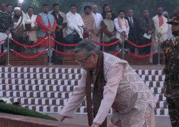 বিজয় দিবসে জাতির শ্রেষ্ঠ সন্তানদের প্রতি রাষ্ট্রপতির শ্রদ্ধা নিবেদন
