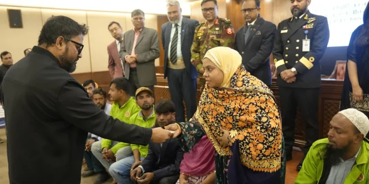 ২৪৬৭ পরিচ্ছন্নতা কর্মী ডিএনসিসির স্বাস্থ্যবীমার আওতায়