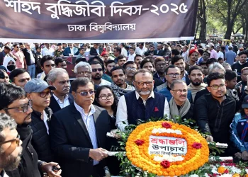 ইতিহাসকে মুখোমুখি দাঁড় করিয়ে বিভাজন সৃষ্টি করা যাবে না