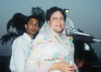 কঠিন সময়েও শক্তি-প্রেরণা যুগিয়েছে মায়ের অপরিসীম ভালোবাসা: তারেক রহমান