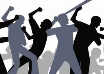 হাতিয়ায় চর দখল নিয়ে দুই পক্ষের সংঘর্ষে নিহত অন্তত ৫