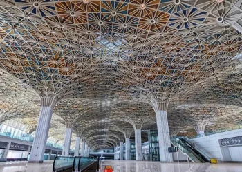 থার্ড টার্মিনালের নকশায় ত্রুটি, নেই মোবাইল নেটওয়ার্ক